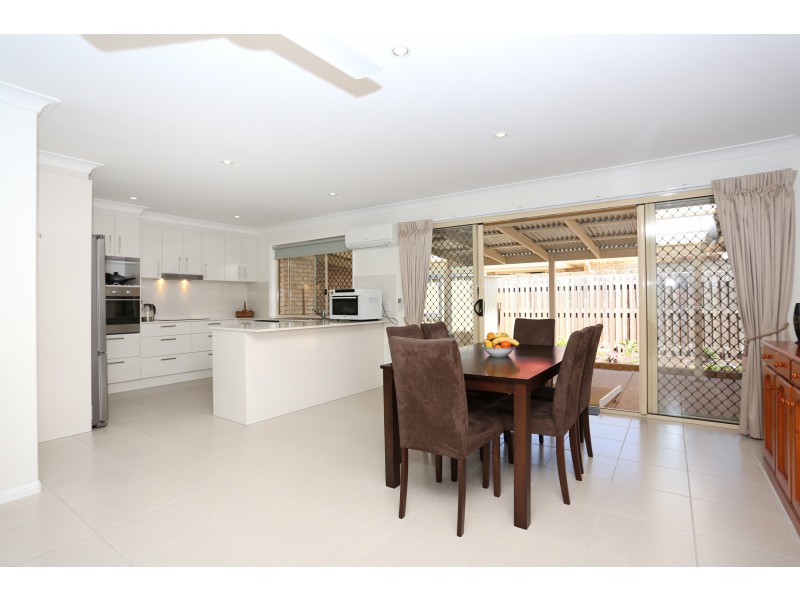 Sandstone Point QLD 4511