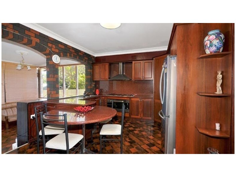 11 Viewbank Road, Mount Waverley VIC 3149