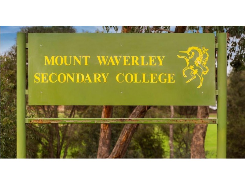 11 Viewbank Road, Mount Waverley VIC 3149