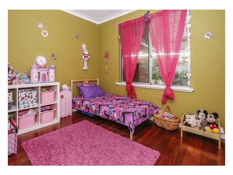 26 Penguin Street, Dianella WA 6059