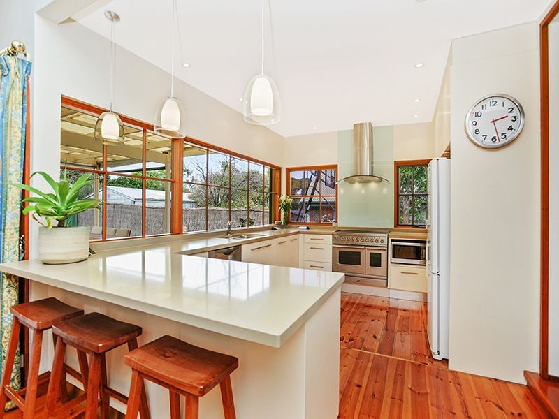 8 Renown Avenue, Victor Harbor SA 5211