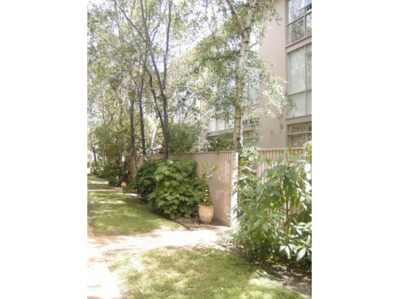 1/14 Springfield Avenue, Toorak VIC 3142