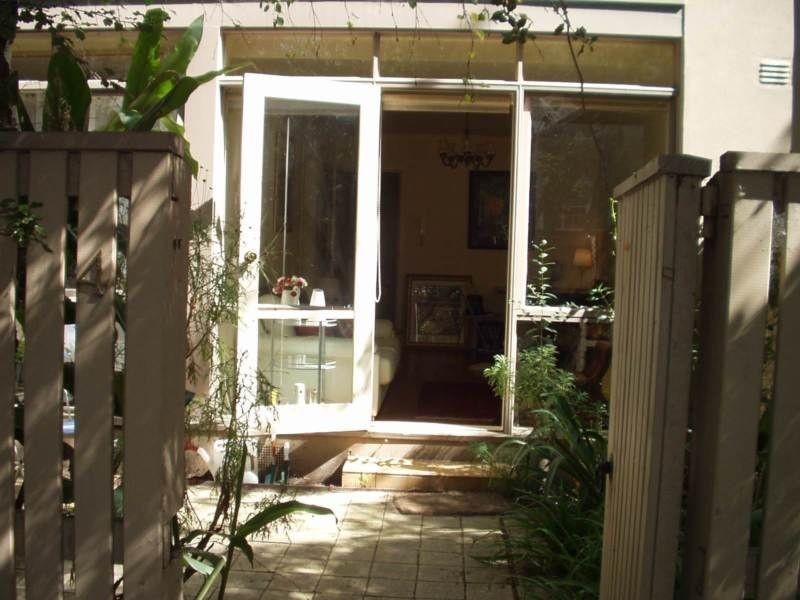 1/14 Springfield Avenue, Toorak VIC 3142