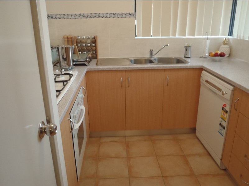 4/132 Clayton Street, Bellevue WA 6056