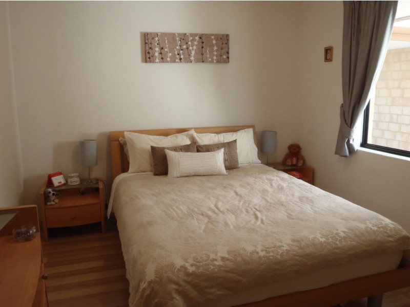 4/132 Clayton Street, Bellevue WA 6056