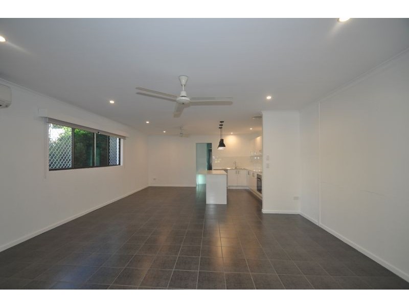 89 Wattle St, Yorkeys Knob QLD 4878