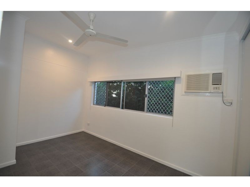 89 Wattle St, Yorkeys Knob QLD 4878