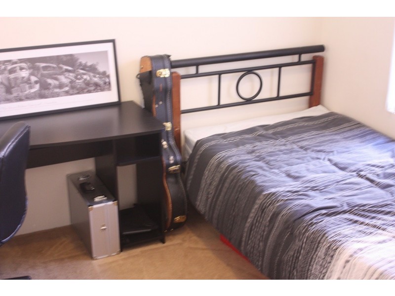 4/187 Cammillo Road, Kelmscott WA 6111