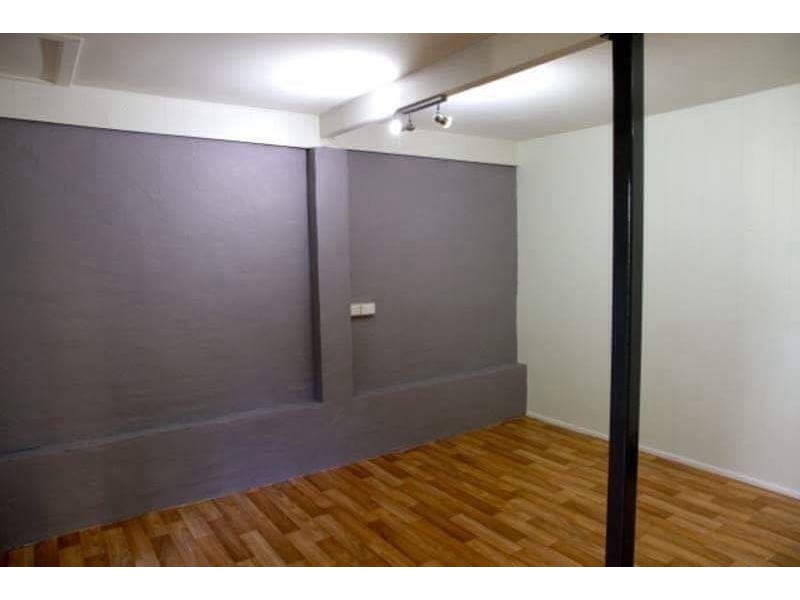 5 Gilbert st, Maroochydore QLD 4558