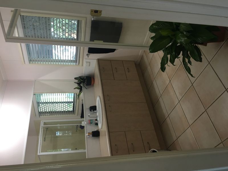 5 Gilbert st, Maroochydore QLD 4558