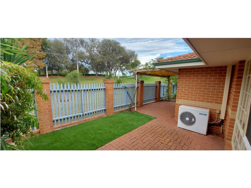 1B Newcomen Road, Stirling WA 6021