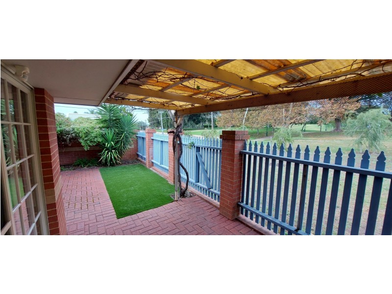 1B Newcomen Road, Stirling WA 6021