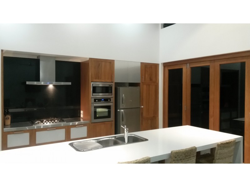 43 Newman Drive, Tolga QLD 4882