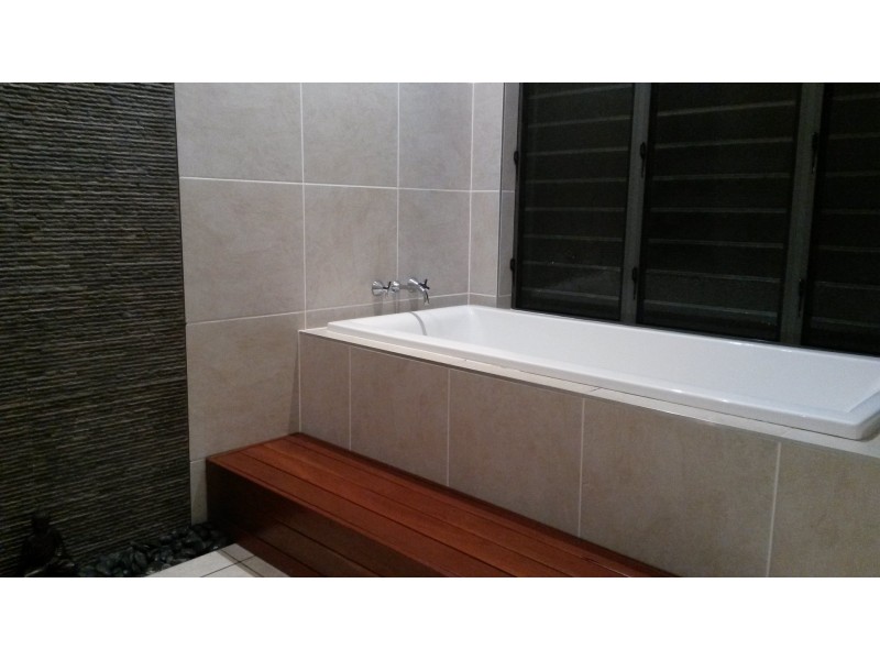 43 Newman Drive, Tolga QLD 4882