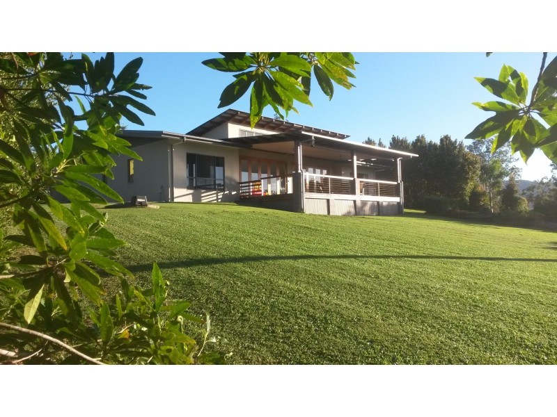 43 Newman Drive, Tolga QLD 4882