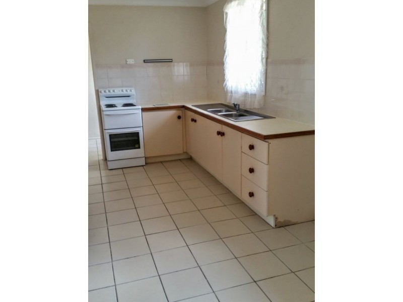 54 Harris Street, Labrador QLD 4215