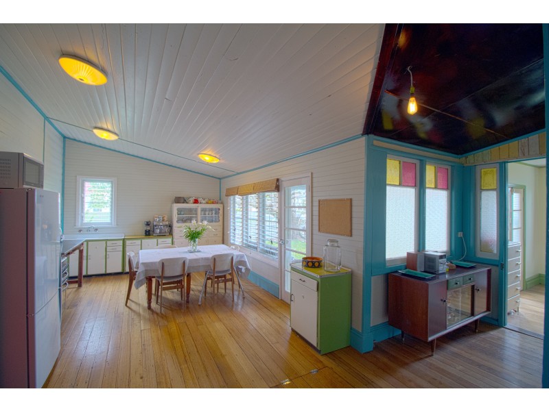 64 Douglas St, Stockton NSW 2295