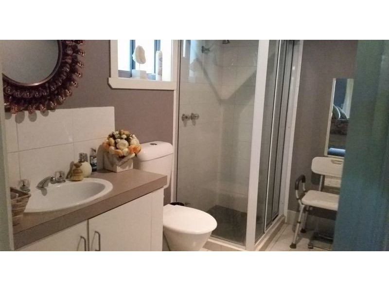 2/567 WEBB ST, Lavington NSW 2641