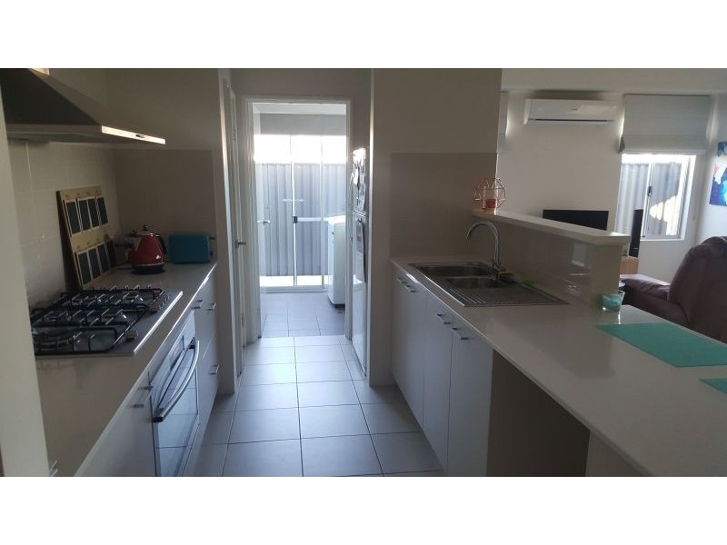 7 Nikon Road, Harrisdale WA 6112