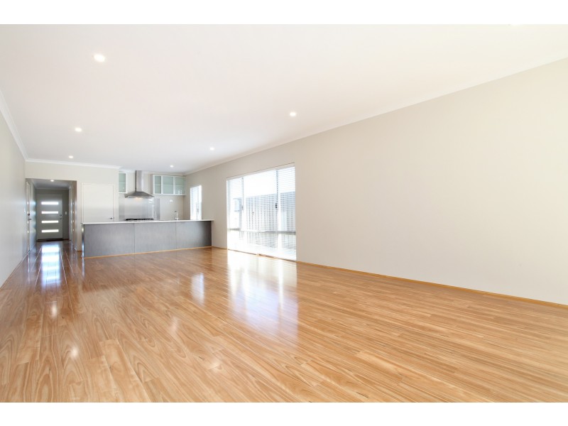 35 Barnevelder Bend, Southern River WA 6110