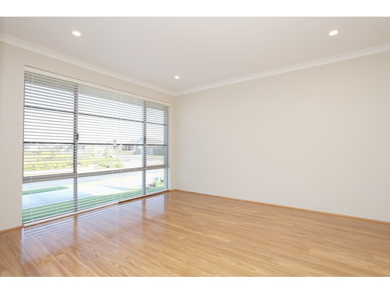 35 Barnevelder Bend, Southern River WA 6110