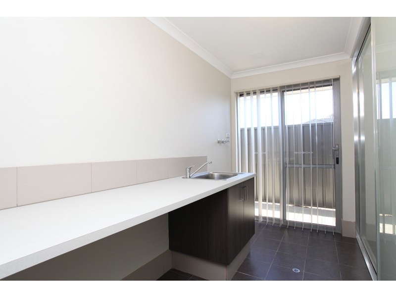 35 Barnevelder Bend, Southern River WA 6110