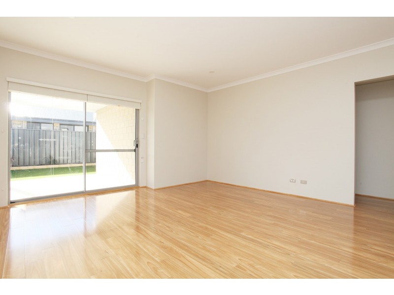 35 Barnevelder Bend, Southern River WA 6110