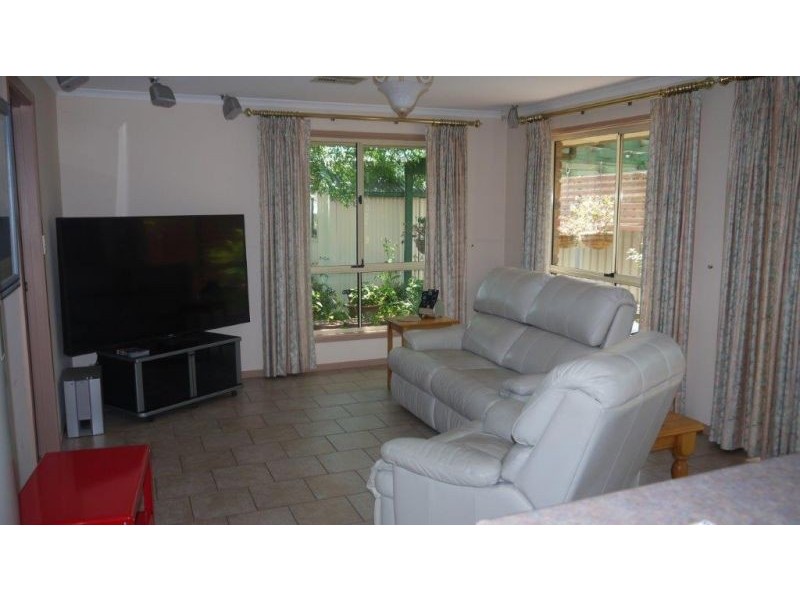 6 Dolling Court, Athelstone SA 5076