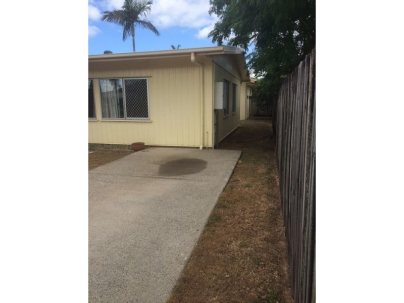 42A Sperring st, Manunda QLD 4870