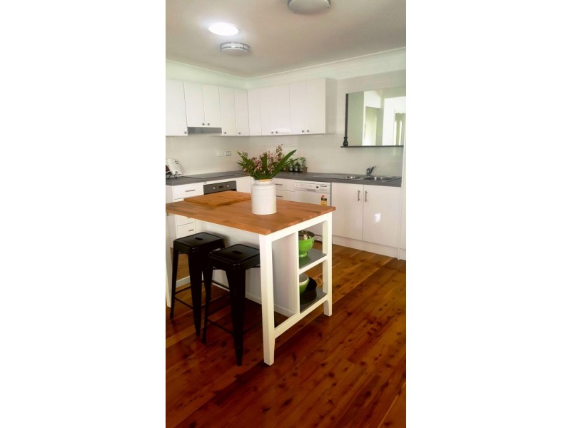 1 Opala Ave, Wyoming NSW 2250