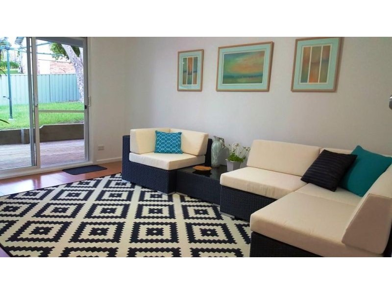 1 Opala Ave, Wyoming NSW 2250