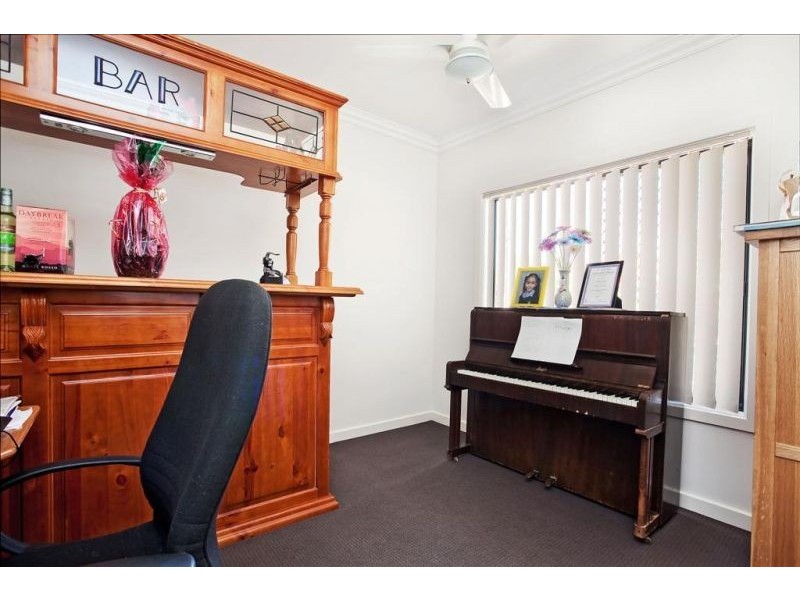 1a Ernest Street, Taperoo SA 5017