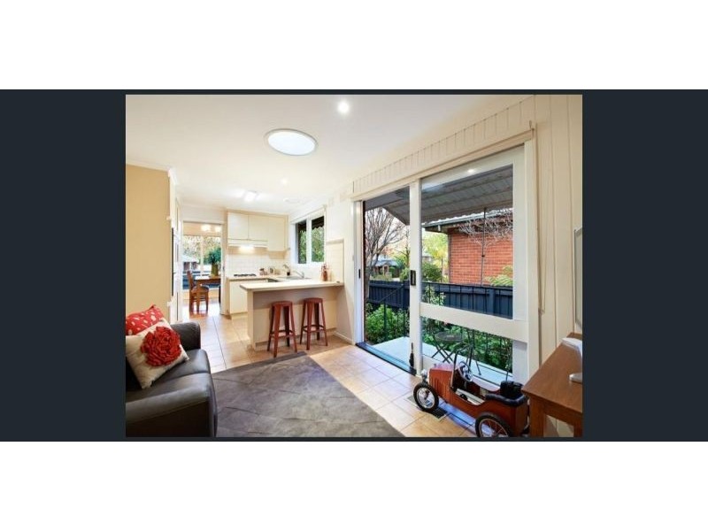 1/49 Carween Ave, Mitcham VIC 3132