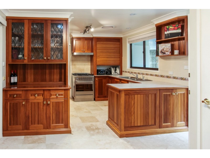 6 Woodburn Way, East Tamworth NSW 2340