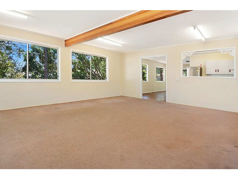 6 Wandearah Crescent, Ferny Hills QLD 4055