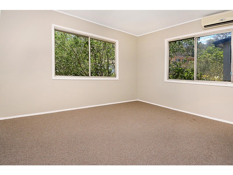 6 Wandearah Crescent, Ferny Hills QLD 4055