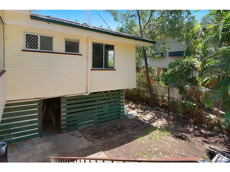 6 Wandearah Crescent, Ferny Hills QLD 4055