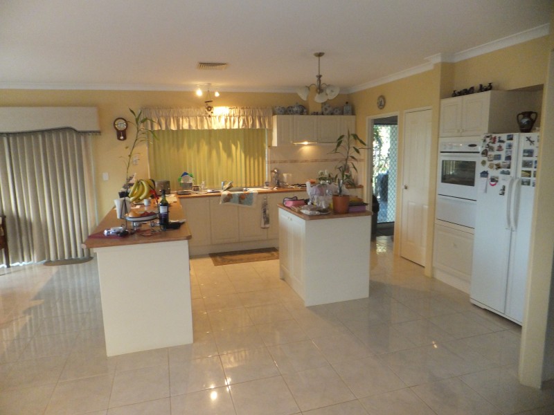 55 Bernley Drive  WA, Viveash WA 6056