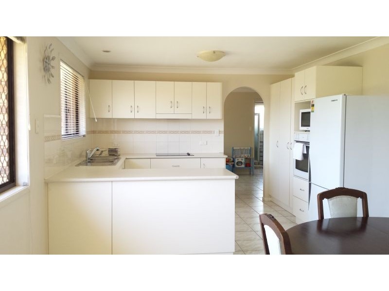 5 Lovejoy Court, Kearneys Spring QLD 4350