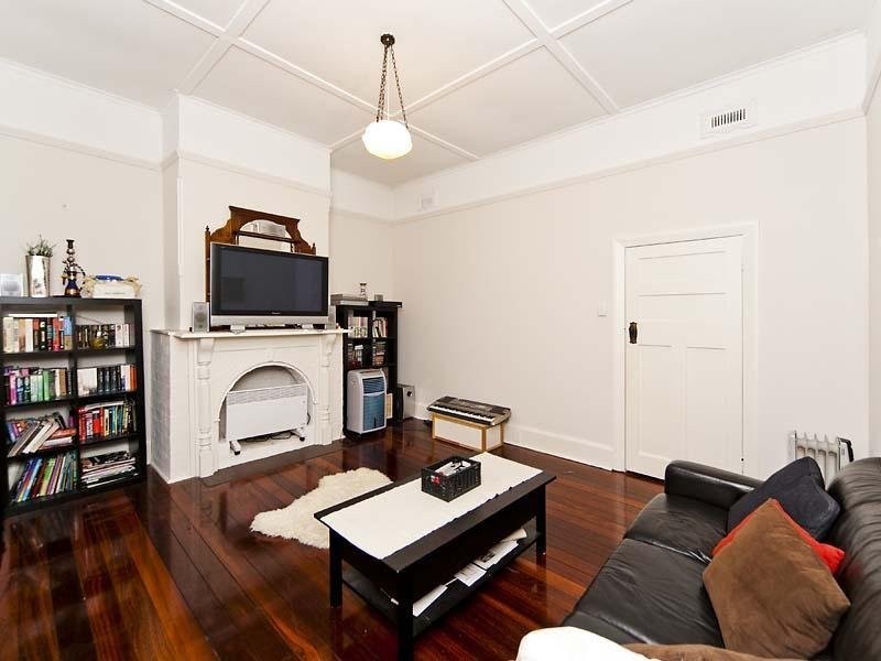 112 Derby Road, Shenton Park WA 6008