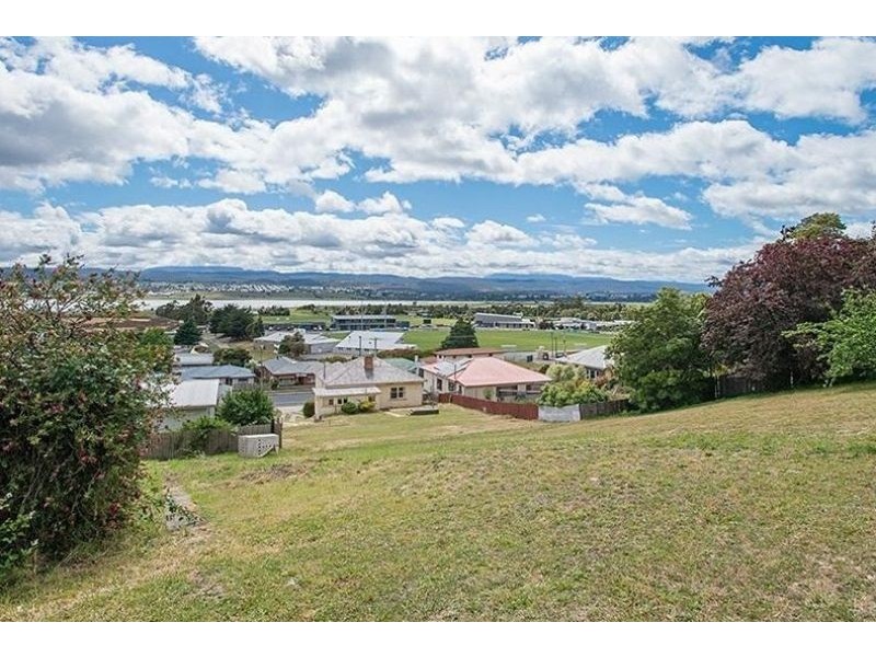 2/447 West Tamar Road, Riverside TAS 7250
