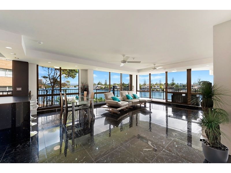 4/2940 Gold Coast Highway, Surfers Paradise QLD 4217