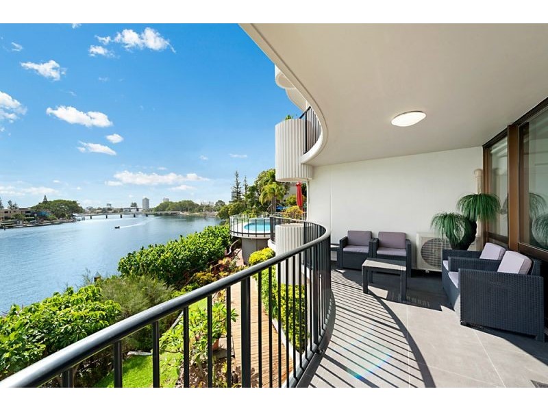 4/2940 Gold Coast Highway, Surfers Paradise QLD 4217