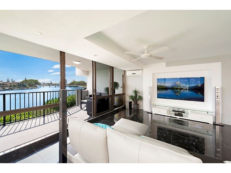 4/2940 Gold Coast Highway, Surfers Paradise QLD 4217