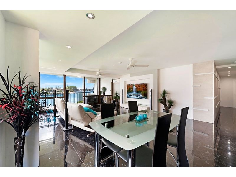 4/2940 Gold Coast Highway, Surfers Paradise QLD 4217