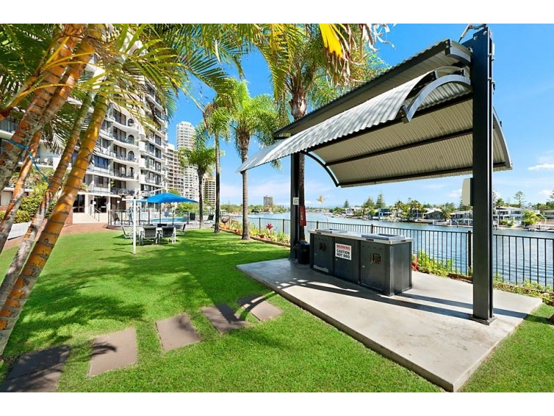 4/2940 Gold Coast Highway, Surfers Paradise QLD 4217