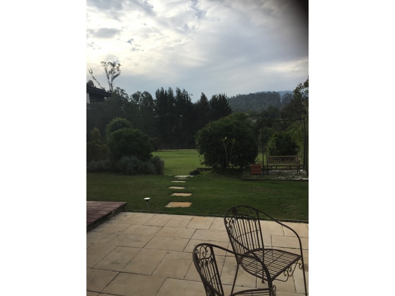 275 George Holt Drive, Mount Crosby QLD 4306