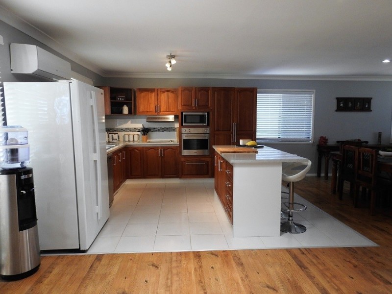 82 Begonia Street, Browns Plains QLD 4118