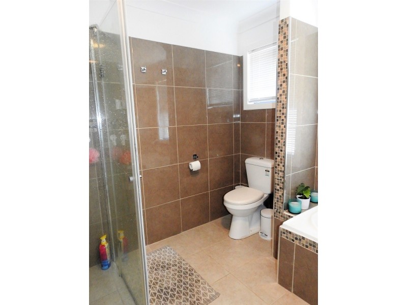 82 Begonia Street, Browns Plains QLD 4118