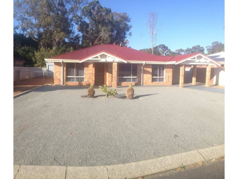 21 Norwich CL, Greenfields WA 6210